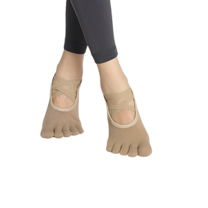 Chaussettes de yoga antidérapantes à double sangle croisée pour femmes, chaussettes à cinq doigts, chaussettes d'été spéciales pour le sport et la danse en intérieur - Product Image 3