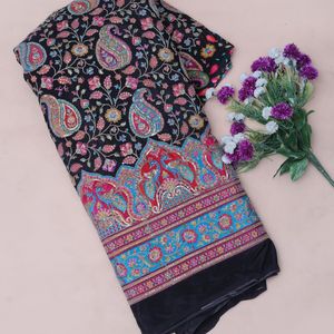 Tissu ethnique indien en crêpe léger, noir de jais, motif paon paisley, 54 pouces, avec accentuations de sequins scintillants - Product Image 3