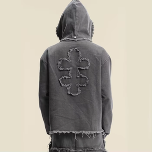 แจ็คเก็ตคาร์โก้สไตล์วินเทจผ้ายีนส์ฟอกทรายปะติดปะต่อสำหรับผู้ชาย มีฮู้ดถอดได้ ขอบเสื้อฉีกขาด สไตล์ฮิปฮอป ปักโลโก้ด้านหน้า - Product Image 3