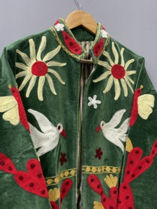 Green Suzani Velvet Embroidered Jacket With Floral And <b>Bird</b> Motifs Mandarin Collar Handmade Wool Winter Wear - Product Image 4