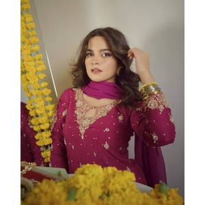 Conjunto superior e inferior de mujer de diseñador con Dupatta para ropa de fiesta - Product Image 2