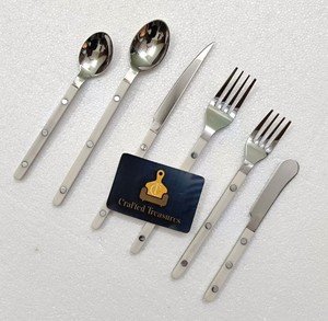 Ensemble de couverts de style européen en acier inoxydable 18/8 avec manche en résine, durable et réutilisable, pour mariage, hôtel, restaurants, vaisselle - Product Image 5