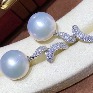 Pendientes de Perlas Naturales Chapados en Oro de 18K de Zhuji al por Mayor, 10-9mm, Blancas Australianas, Redondas, Luz Fría, Básicamente Impecables - Product Image 3