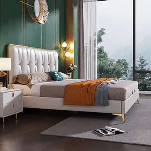 โครงเตียงคิงไซส์ไม้สักแท้สุดหรูทันสมัย พร้อมโต๊ะข้างเตียง 2 ตัว ดีไซน์มินิมอล ทนทาน เป็นมิตรกับสิ่งแวดล้อม เหมาะสำหรับใช้ในโรงแรม โรงพยาบาล ห้องนอน - Product Image 6