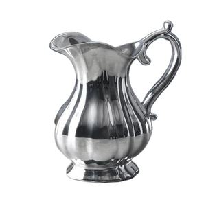 Pichet à eau en aluminium gravé de style marocain avec poignée en laiton, carafe décorative pour la maison, l'hôtel et la restauration - Product Image 1