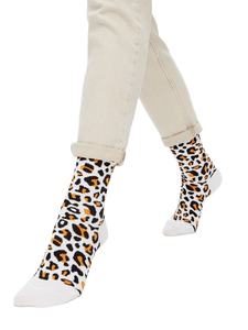 ODM Leopard Print Crew Calcetines para hombres y mujeres Cómodo Elástico Uso diario Mezcla de algodón transpirable Hecho en Vietnam - Product Image 3