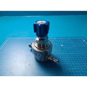Bobine d'électrovanne Parker SQ140E1002PFS8MM 45300447 d'occasion pour équipement semi-conducteur Legacy - Product Image 3