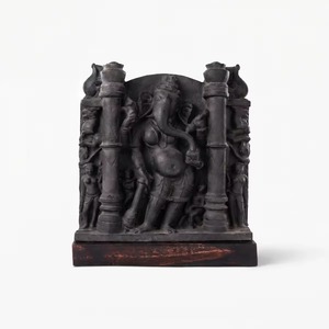 Statue rare de Ganesha féminin Vinayaki, réplique d'art de temple hindou indien ancien du XIe siècle - Product Image 4