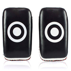 Almohadillas tailandesas premium con espuma de alta densidad y cubierta de cuero duradero para entrenamiento de artes marciales y práctica de boxeo. - Product Image 6