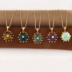 Collier en pierres précieuses naturelles les plus vendues, pendentif hexagonal en labradorite CZ, laiton plaqué or 18 carats, bijoux authentiques unisexes - Product Image 2