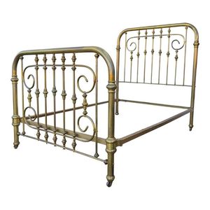 Elegant <b>Royal</b> Brass <b>Bed</b> Frame Featuring Smooth Finish Solid Structure And Artistic Bedroom Furniture Detailing - Product Image 1