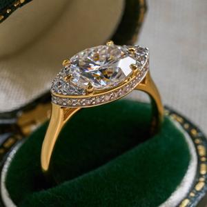 Bague de fiançailles, de mariage et d'anniversaire classique en or plaqué S925 avec moissanite 2 carats taille marquise, motif œil d'ange - Product Image 4