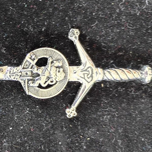 เข็มกลัดสก็อตแบบดั้งเดิมรูปสิงโตดุร้าย สีเงิน สำหรับติดเสื้อคลุมหรือกิลท์ ขายดีที่สุด รับผลิตตามสั่ง ขายส่ง ปี 2026 - Product Image 4