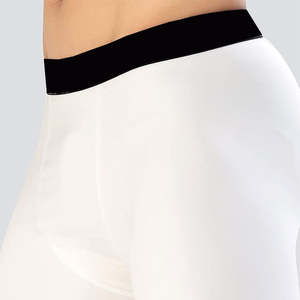 Shorts de compression respirants de haute qualité pour hommes, tissu léger et doux, séchage rapide, aspect soigné, vêtements de sport, coupe ajustée, shorts de sport - Product Image 5