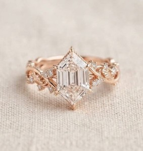 Best Selling 2CT Hexagon Cut & Round Lab Grown Diamond Bezel Set 10K 14K 18K Solid Gold IGI Certified Wedding Engagement Ring - Product Image 4