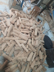 Bâtonnets diffuseurs d'huiles essentielles MITvn avec parfum naturel et fragrance de rotin, fabriqués au Vietnam, modèle MITVN-R05 pour usage en intérieur - Product Image 6