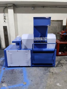 Machine de broyage de plastique automatique industrielle très demandée pour le recyclage des déchets plastiques et la réduction de taille - Product Image 3