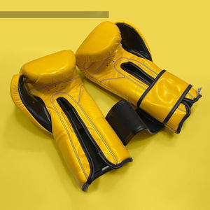 Guantes de Boxeo Muay Thai Celeto Rays de Cuero PU, OEM Profesionales, Ajustables, con Protección UV, Personalizados, Impermeables y Ligeros - Product Image 3