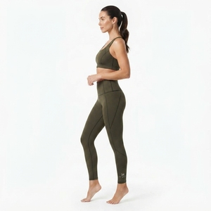 Conjunto Deportivo de Dos Piezas para Mujer, Color Verde Oliva, Sujetador Deportivo y Leggings de Cintura Alta, Ropa Deportiva para Yoga y Fitness - Product Image 6