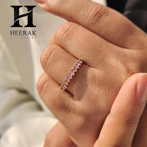 Bague d'éternité ovale en or 14 carats avec saphir rose/diamant - Bague élégante à superposer pour femmes - Product Image 4