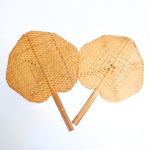 Éventail en bambou style bohème, éventails décoratifs à main, meilleur choix de cadeau de mariage pour les invités - Product Image 1