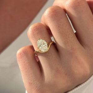 Bague de fiançailles solitaire en or 14 carats avec diamant ovale de 4 carats cultivé en laboratoire, certifiée IGI, bijoux de luxe pour mariage, bijoux de mariée, anniversaire - Product Image 6
