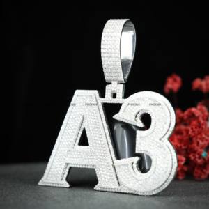 Pendentif en argent sterling 925 avec lettres et chiffres, diamant moissanite VVS taille brillant rond, idéal pour un cadeau par Phoenix Enterprise - Product Image 3