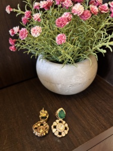 Flower <b>Stud</b> <b>Earrings</b> With Green Stone And <b>Crystal</b> In 18K Gold Plated For Women's Everyday Wear - Product Image 6