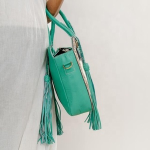 Bolso de Mano con Flecos de Cuero de Vaca para Mujer, Bolso de Mano Elegante con Tallado a Mano, Gran Oferta, Novedad - Product Image 4