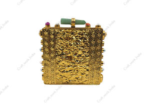 Pochette de soirée de luxe ronde en nacre, sac à main artisanal en laiton pour femme, idéal pour les fêtes et mariages - Product Image 4