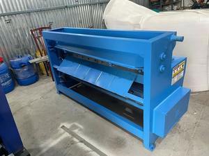 Máquina Combinada de Punzonado y Corte Hidráulica de Alta Calidad - Product Image 3