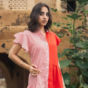 ชุดเดรสยาวพิมพ์ลายสไตล์ตรงสำหรับงานปาร์ตี้ริมชายหาด คอลเลคชั่นใหม่ ดีไซน์เนอร์แบรนด์ดัง เหมาะสำหรับเป็นของขวัญวันเกิด  จำหน่ายในราคาขายส่งที่ Wholesale Dresses - Product Image 1