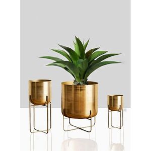 Pot de fleurs moderne de luxe en métal doré avec support, pot décoratif en laiton pour salon, maison, jardin, conteneur pour plantes - Product Image 1