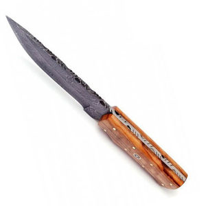 Couteau à dépecer Burraq en acier Damas fait main de 9 pouces, manche en bois résineux avec étui en cuir, parfait pour l'extérieur et comme cadeau - Product Image 1