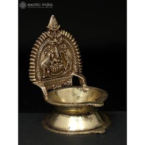 Gajalakshmi Diya เล็ก4นิ้วทำด้วยมือทำจากทองเหลืองของตกแต่งบ้านผลิตในอินเดีย - Product Image 3
