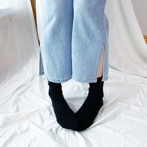 Chaussettes pour femmes, couleur unie, mélange de coton, respirantes, tricotées, pour un usage quotidien, style automne, coupe classique - Product Image 6