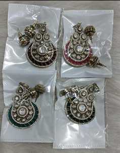 Pendientes de Plata con Piedras Adornadas, Ligeros, Resistentes a Golpes, Joyería India Tradicional, Accesorio al por Mayor - Product Image 1