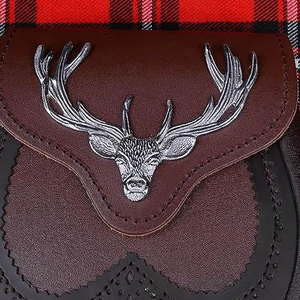 Sporran écossais fait main en cuir véritable marron avec badge tête de cerf pour le Kilt Day – Fournitures d'usine pour tenues des Highlands - Product Image 4