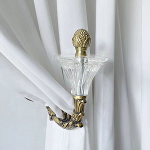 Soporte de Cristal para Cortinas, Estilo Lámpara de Diseño, Gancho de Pared Elegante, Ideal para Sala de Estar, Habitación de Invitados, Oficina y Vestíbulo - Product Image 1