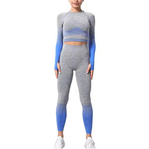Ensemble de sport sans couture à manches longues avec empiècements en mesh respirant et crop top à trous pour les pouces, pour la gym, la course à pied et le yoga, pour femmes - Product Image 3