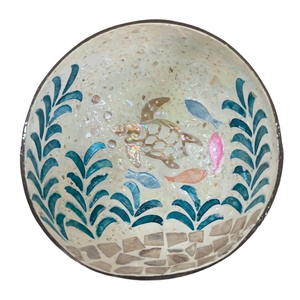Vente en gros de bols à noix de coco gravés uniques, artisanaux modernes, polis, durables, écologiques, de haute qualité, faits par des artisans - Product Image 2
