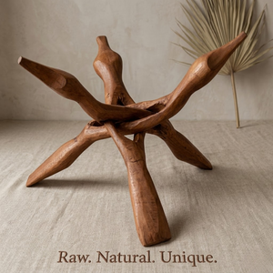 Tabouret trépied en bois fait main, style rustique, en bois massif, modèle Cobra |   Meubles décoratifs sculptés à la main, objet unique de décoration pour la maison et le jardin - Product Image 2