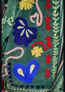 Veste en velours brodée Suzani, véritable œuvre d'art populaire, motif floral fait main, manteau pour femme, blazer hippie d'hiver - Product Image 6