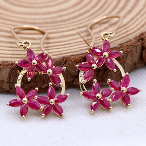 Boucles d'oreilles pendantes en rubis naturel, or jaune massif 14 carats, bijoux floraux faits à la main, bijoux fins pour femmes, cadeau de mariage - Product Image 3