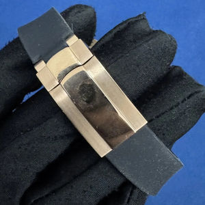 Montre de luxe de style antique en quartz de qualité supérieure, avec diamants moissanite taille ronde de qualité VVS, cadran vert de 20 mm de large, dernière collection unisexe - Product Image 5