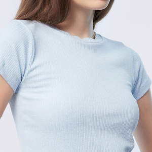 เสื้อยืดครอปท็อปผู้หญิงแขนสั้นสั่งทำขายส่ง ระบายอากาศได้ดี ราคาพิเศษ รับสั่งทำตามแบบ - Product Image 3