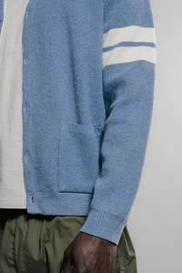 Men's Cotton Knit V-neck <b>Cardigan</b> <b>Sweater</b> Casual Long Sleeve Button Breathable Soft Comfortable Autumn OEM ODM Wholesale - Product Image 4