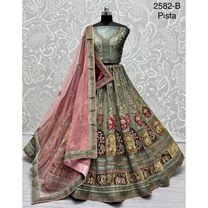 Collections de velours de vêtements de mariée indiens pour la mariée avec le travail de Zarkhan par Fabzone - Product Image 6
