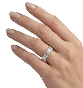 Bague de mariage demi-éternité en or massif 10K 14K 18K avec diamant de laboratoire taille émeraude, clarté DEF VS VVS, certifiée IGI - Product Image 5
