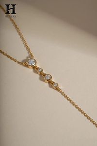 Collier Lariat de Luxe Délicat avec Sertissage clos, Pendentif Y Longue Goutte en Diamant Rond Superposé, Bijoux Fins en Gros - Product Image 1